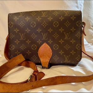 Louis V crossover purse